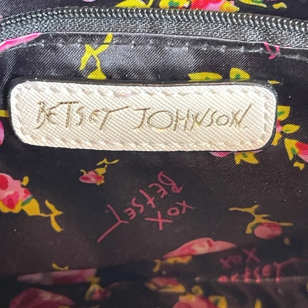 Betsey Johnson Panda Bear Cosmetic Bag White Faux Leather Floral Lining Studded